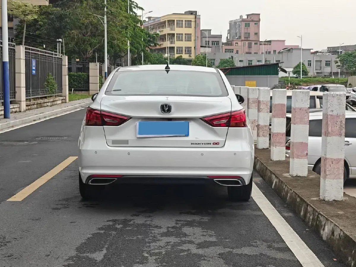 2020 ChangAn Raeton CC 1.5T 156HP L4 6AT,autocango,china used car exporter,china ev exporter,chinese used car exporter,chinese used ev exporter
