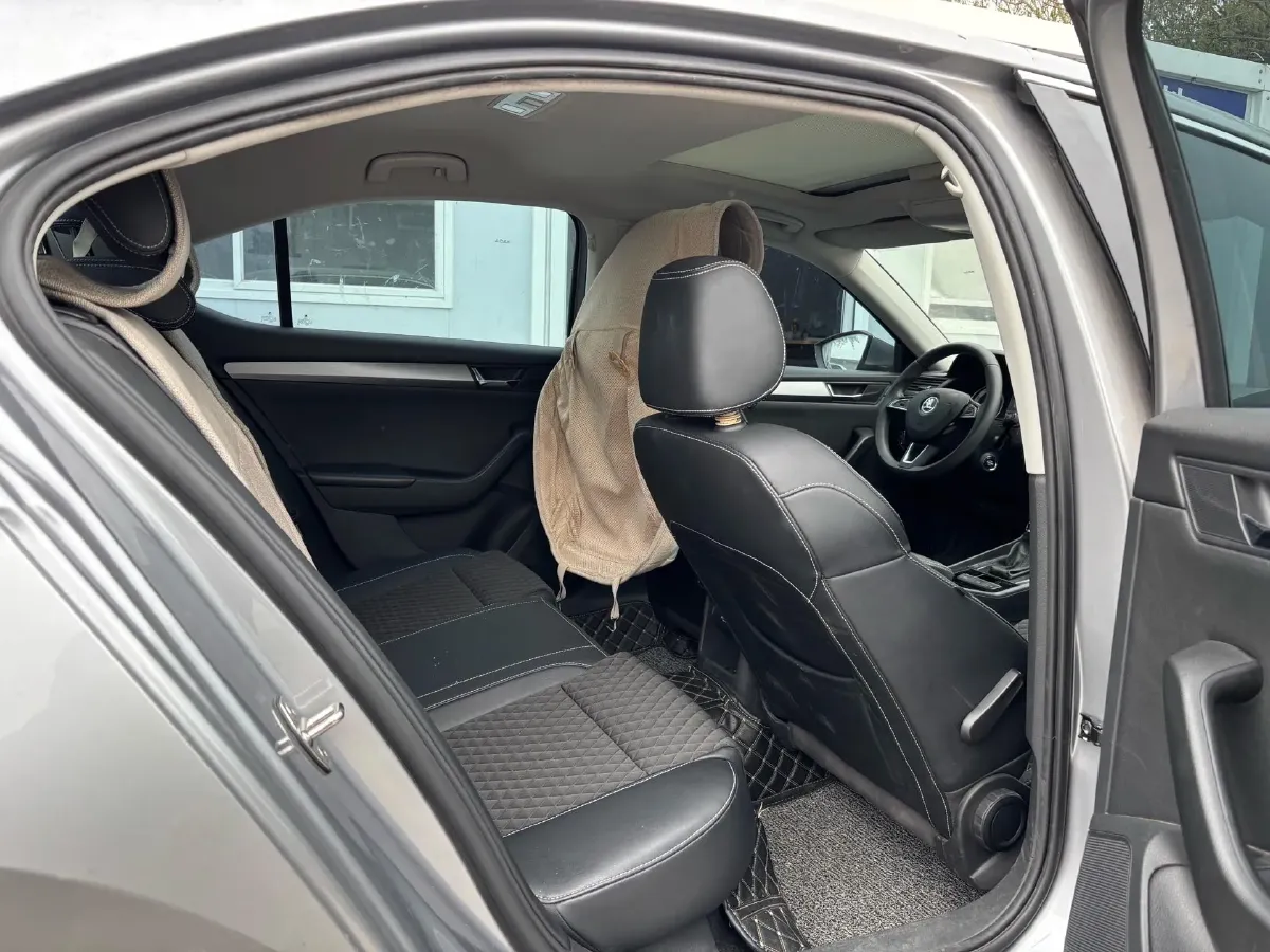 2018 Nissan Terra 2.5L 184HP L4 7AT,autocango,china used car exporter,china ev exporter,chinese used car exporter,chinese used ev exporter