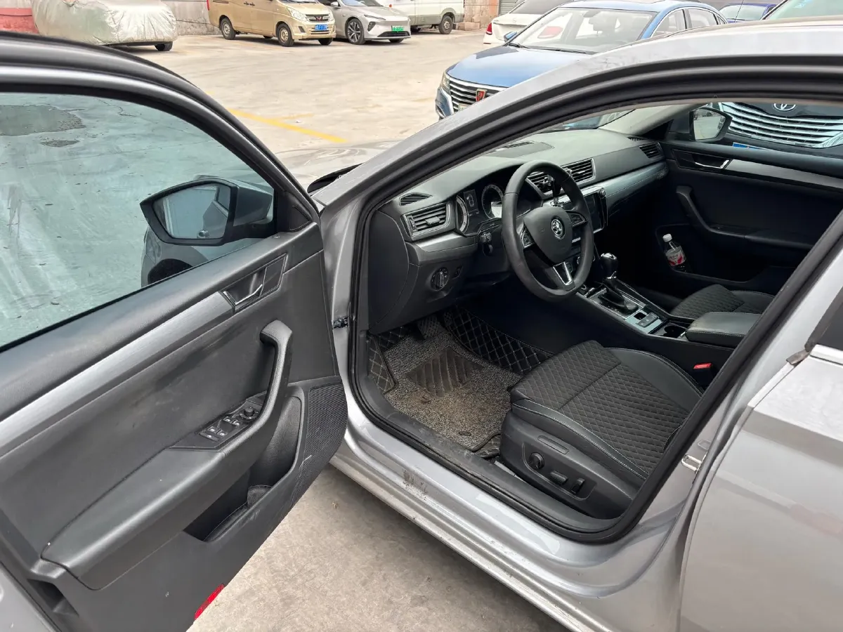 2018 Nissan Terra 2.5L 184HP L4 7AT,autocango,china used car exporter,china ev exporter,chinese used car exporter,chinese used ev exporter