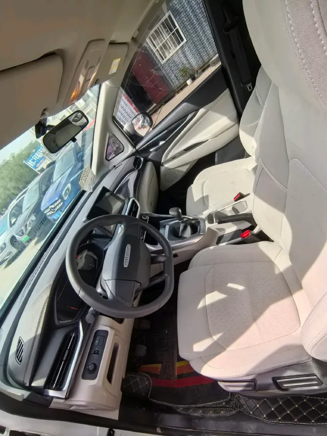 2021 MAXUS G50 1.5T 169HP L4 6MT,autocango,china used car exporter,china ev exporter,chinese used car exporter,chinese used ev exporter