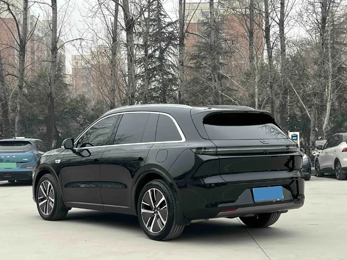 2024 Li L6 Range Extended 154HP L4 REEV 36.8KWH,autocango,china used car exporter,china ev exporter,chinese used car exporter,chinese used ev exporter