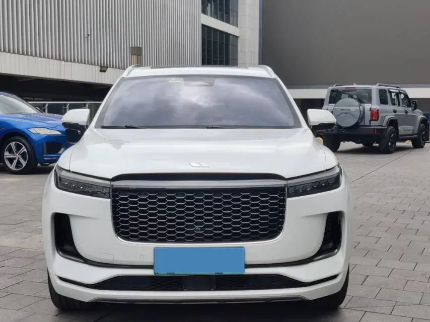 2021 Li ONE Range Extended 131HP REEV 40.5KWH,autocango,china used car exporter,china ev exporter,chinese used car exporter,chinese used ev exporter