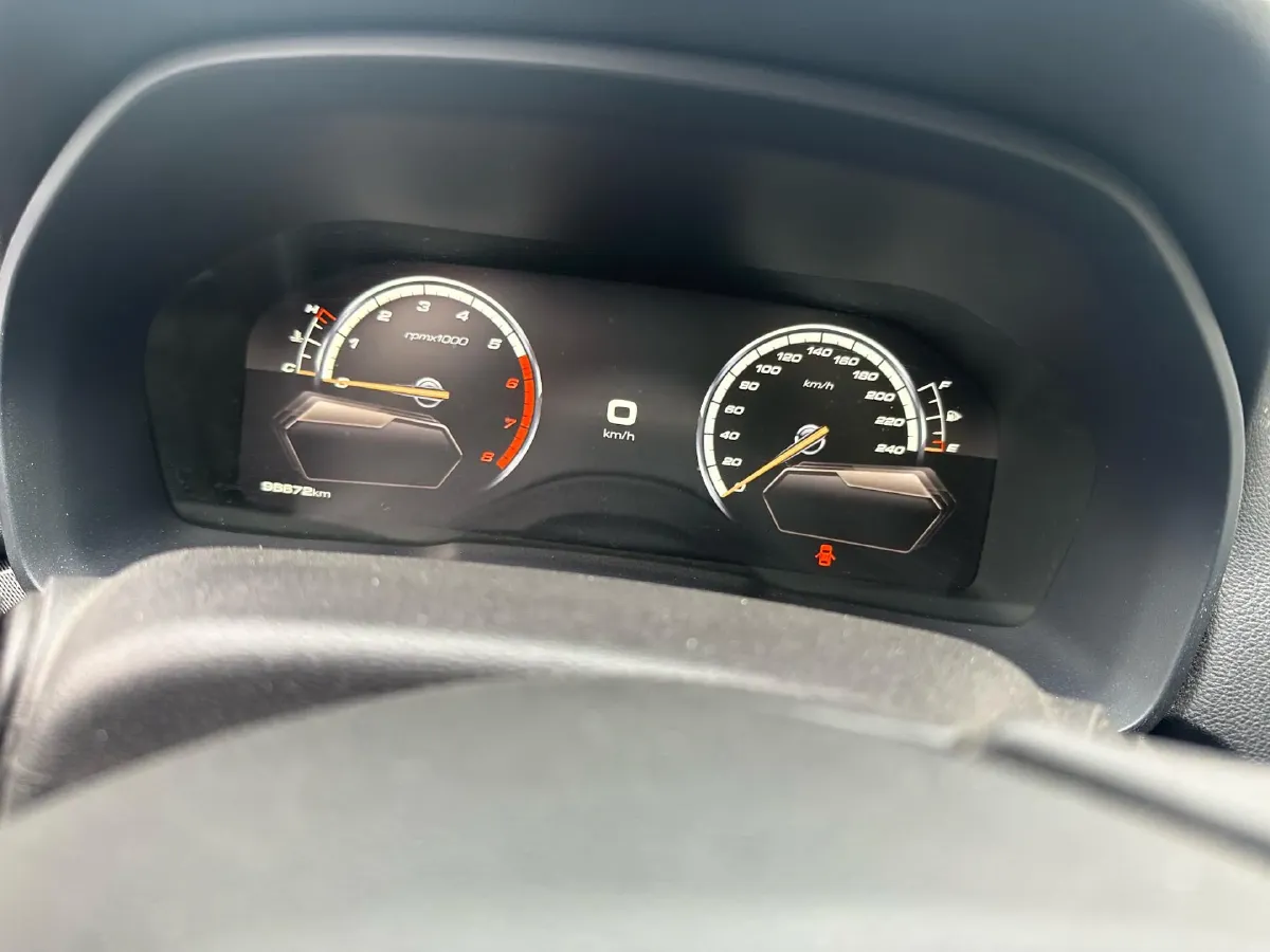 2017 WEY VV7 2.0T 234HP L4 7DCT,autocango,china used car exporter,china ev exporter,chinese used car exporter,chinese used ev exporter