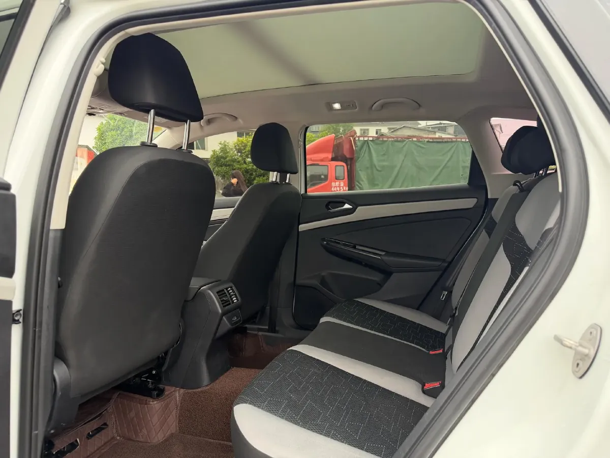 2023 Jetta VS7 1.4T 150HP L4 6AT,autocango,china used car exporter,china ev exporter,chinese used car exporter,chinese used ev exporter