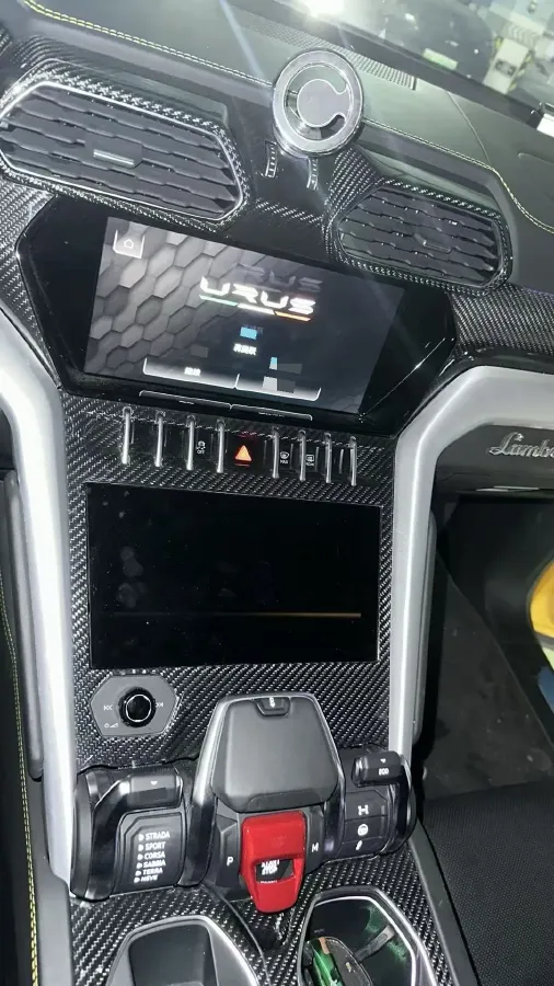 2021 Lamborghini Urus 4.0T 641HP V8 8AT,autocango,china used car exporter,china ev exporter,chinese used car exporter,chinese used ev exporter