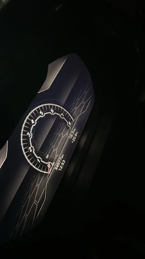 2021 Lamborghini Urus 4.0T 641HP V8 8AT,autocango,china used car exporter,china ev exporter,chinese used car exporter,chinese used ev exporter