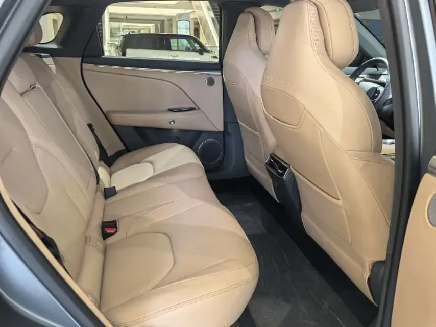 2025 MAXUS G10 2.0T 261HP L4 8AT,autocango,china used car exporter,china ev exporter,chinese used car exporter,chinese used ev exporter