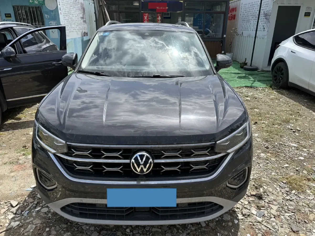 2023 Volkswagen Tayron 2.0T 186HP L4 7DCT,autocango,china used car exporter,china ev exporter,chinese used car exporter,chinese used ev exporter