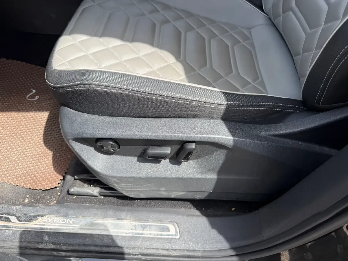 2023 Volkswagen Tayron 2.0T 186HP L4 7DCT,autocango,china used car exporter,china ev exporter,chinese used car exporter,chinese used ev exporter