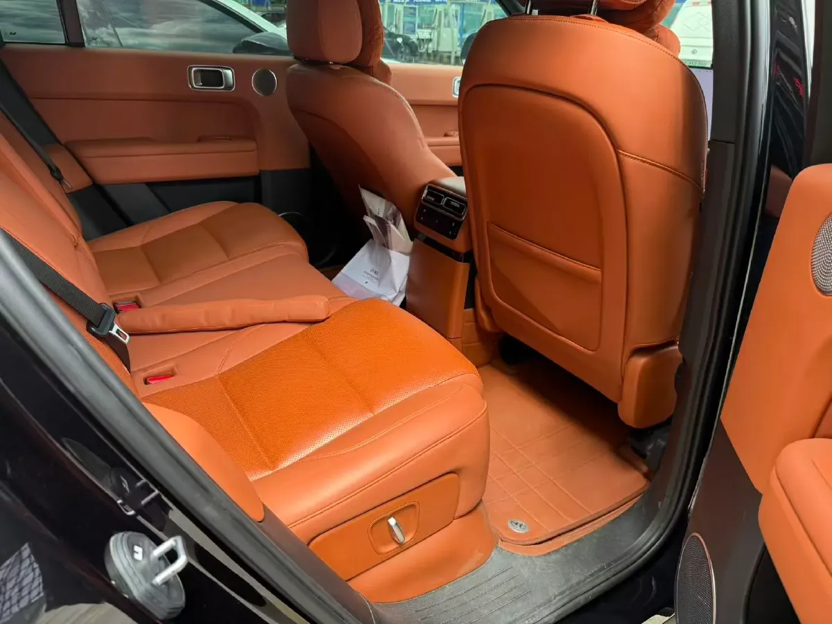 2024 Li L6 Range Extended 154HP L4 REEV 36.8KWH,autocango,china used car exporter,china ev exporter,chinese used car exporter,chinese used ev exporter