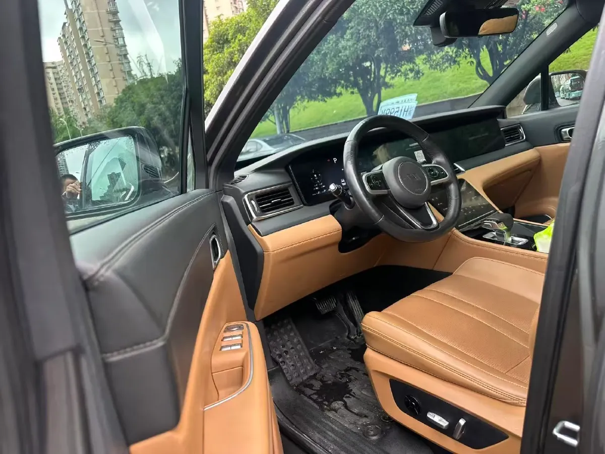 2021 Li ONE Range Extended 131HP REEV 40.5KWH,autocango,china used car exporter,china ev exporter,chinese used car exporter,chinese used ev exporter