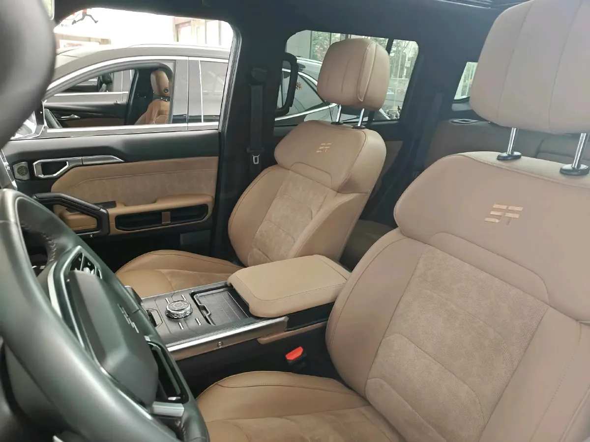 2023 Jetour Traveller 2.0T 254HP L4 7DCT,autocango,china used car exporter,china ev exporter,chinese used car exporter,chinese used ev exporter