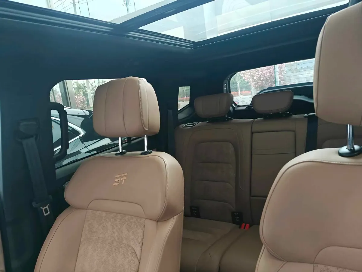 2023 Jetour Traveller 2.0T 254HP L4 7DCT,autocango,china used car exporter,china ev exporter,chinese used car exporter,chinese used ev exporter