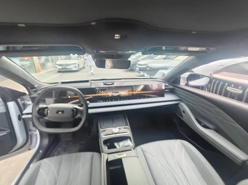 2025 Geely Galaxy E8 BEV 76KWH,autocango,china used car exporter,china ev exporter,chinese used car exporter,chinese used ev exporter