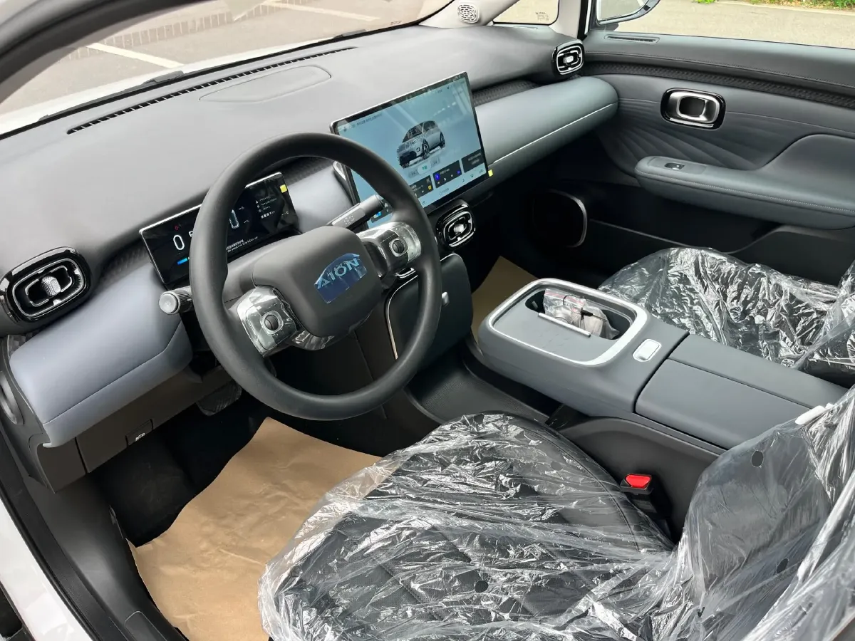 2025 Aion AION UT BEV 44.257/44.12/44.133KWH,autocango,china used car exporter,china ev exporter,chinese used car exporter,chinese used ev exporter