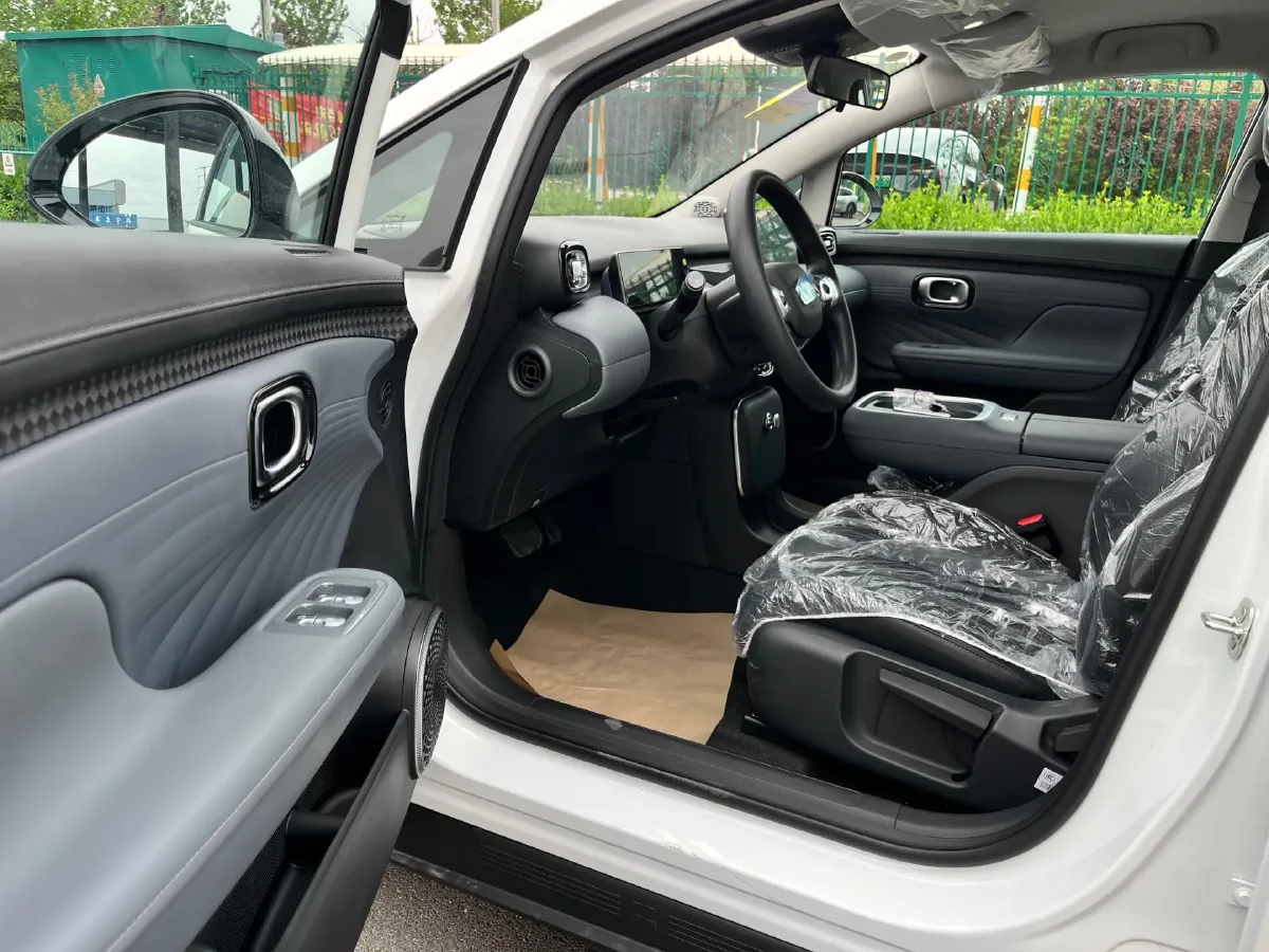 2025 Aion AION UT BEV 44.257/44.12/44.133KWH,autocango,china used car exporter,china ev exporter,chinese used car exporter,chinese used ev exporter