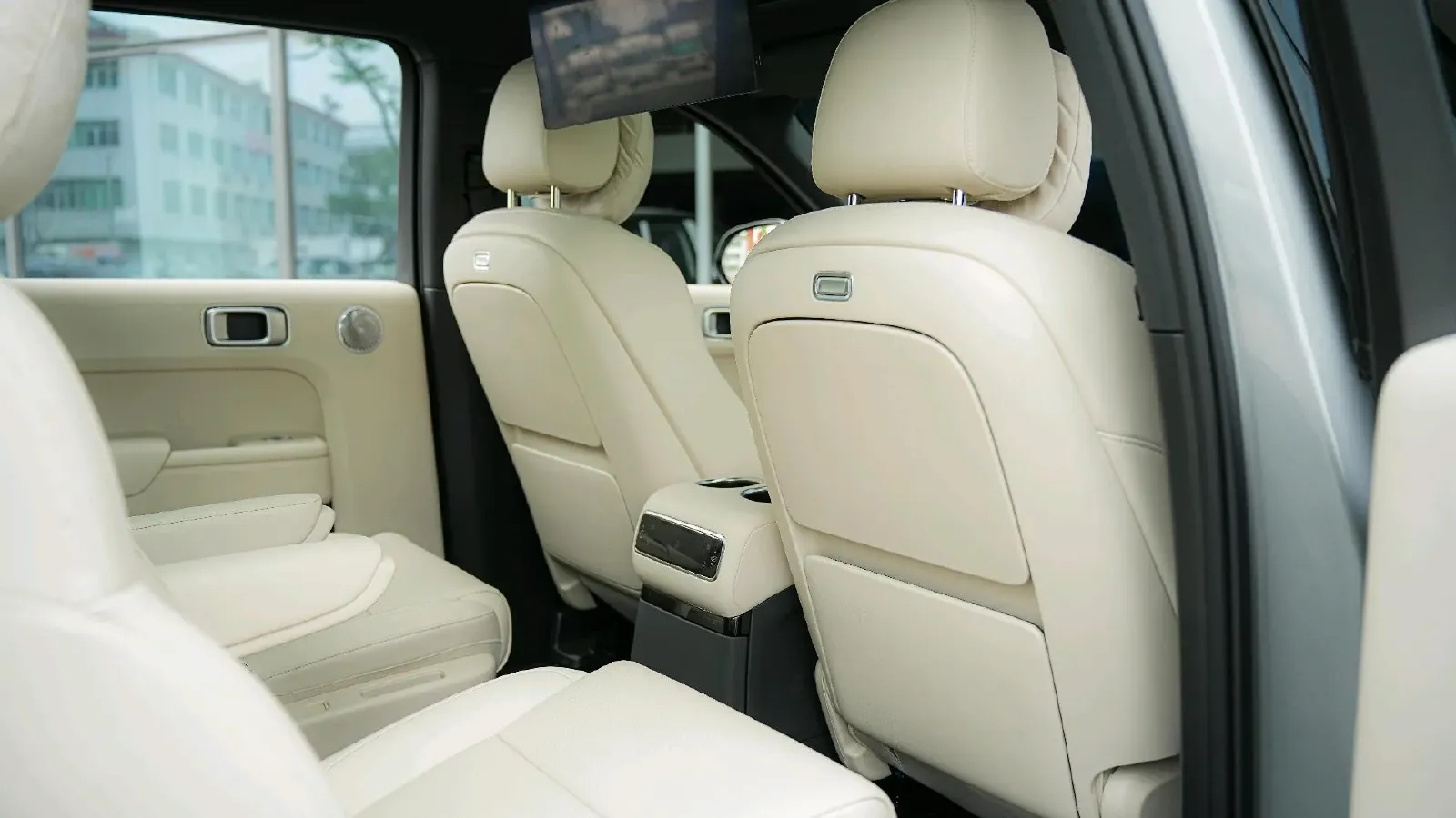 2024 Land Rover Range Rover Evoque 1.5T 200HP L3 8AT PHEV 15.5KWH,autocango,china used car exporter,china ev exporter,chinese used car exporter,chinese used ev exporter