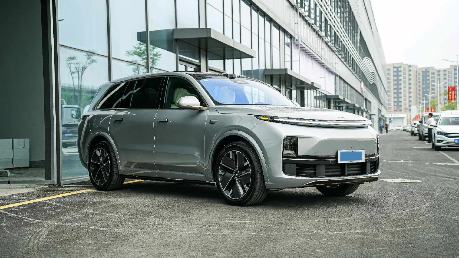 2024 Land Rover Range Rover Evoque 1.5T 200HP L3 8AT PHEV 15.5KWH,autocango,china used car exporter,china ev exporter,chinese used car exporter,chinese used ev exporter