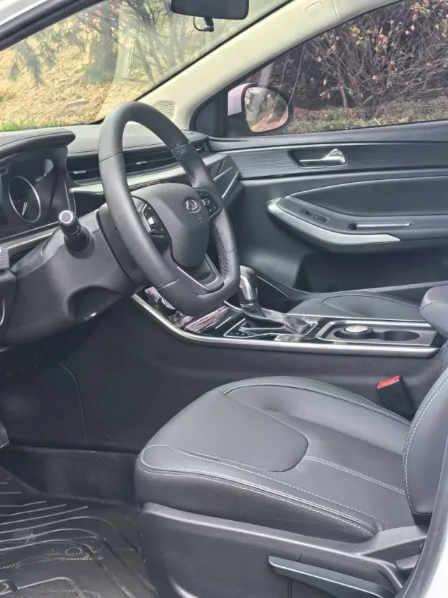 2021 Chery Arrizo 5 1.5L 116HP L4 CVT,autocango,china used car exporter,china ev exporter,chinese used car exporter,chinese used ev exporter