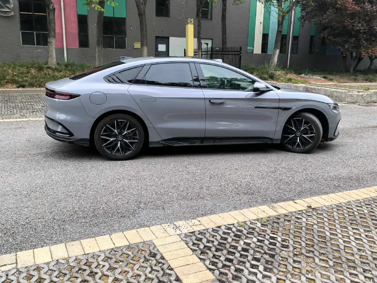 2025 BYD Han 1.5T 156HP L4 E-CVT PHEV,autocango,china used car exporter,china ev exporter,chinese used car exporter,chinese used ev exporter