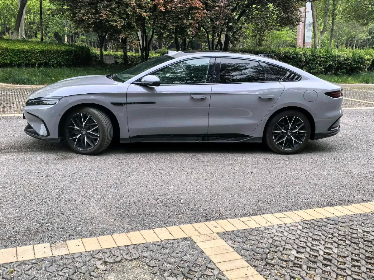 2025 BYD Han 1.5T 156HP L4 E-CVT PHEV,autocango,china used car exporter,china ev exporter,chinese used car exporter,chinese used ev exporter