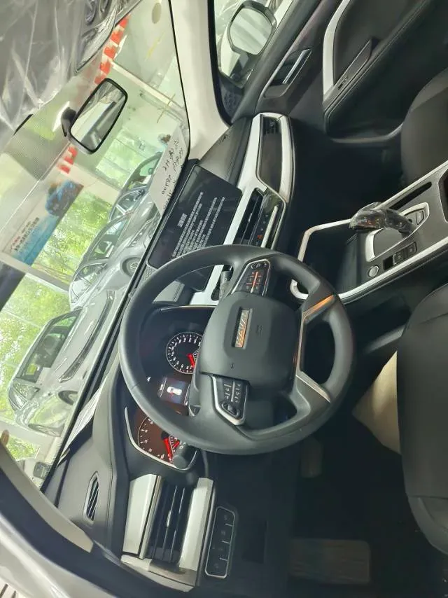 2025 Haval H6 1.5T 150HP L4 7DCT,autocango,china used car exporter,china ev exporter,chinese used car exporter,chinese used ev exporter