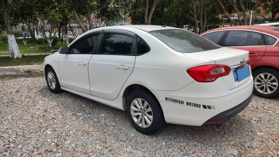 2017 Brilliance Auto H530 1.6L 118HP L4 5AT,autocango,china used car exporter,china ev exporter,chinese used car exporter,chinese used ev exporter