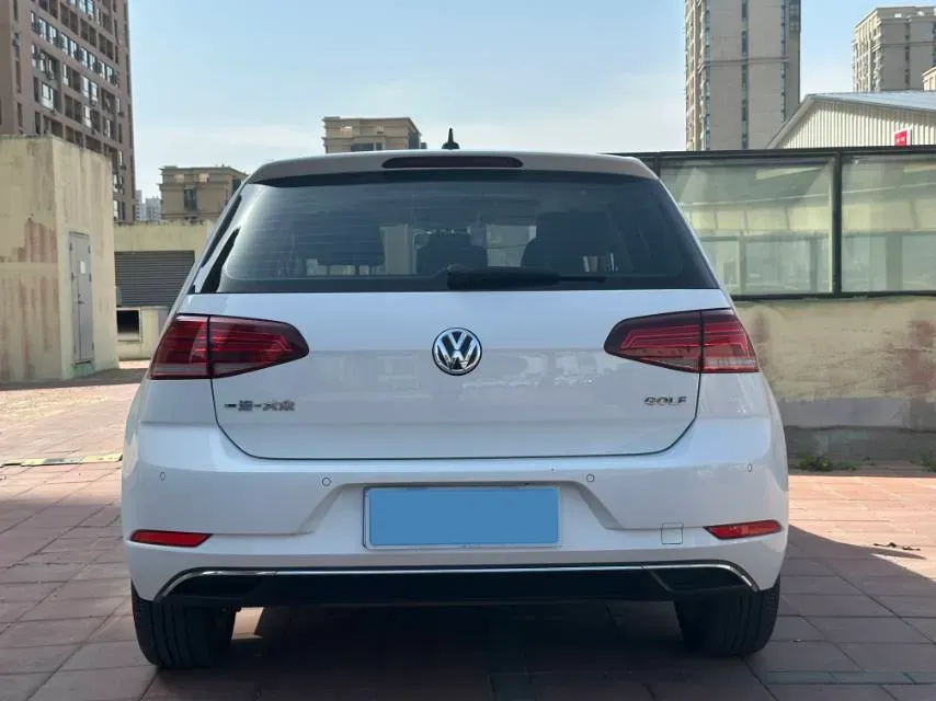 2019 Volkswagen Golf 1.6L 110HP L4 6AT,autocango,china used car exporter,china ev exporter,chinese used car exporter,chinese used ev exporter
