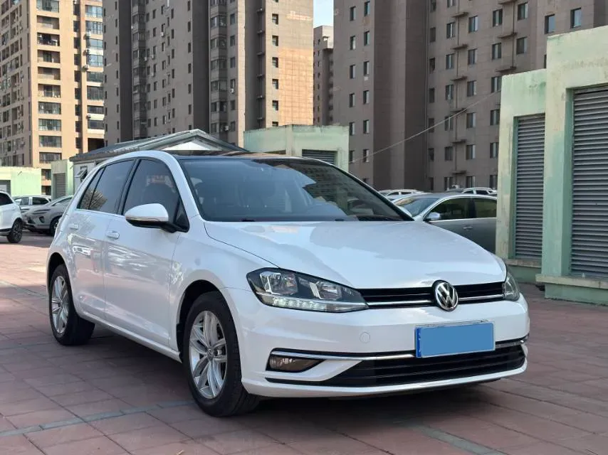2019 Volkswagen Golf 1.6L 110HP L4 6AT,autocango,china used car exporter,china ev exporter,chinese used car exporter,chinese used ev exporter