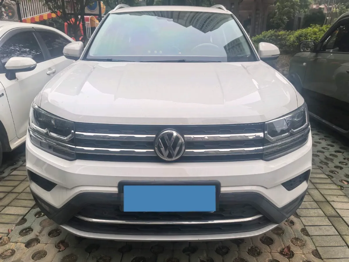 2020 Volkswagen Tharu 2.0T 186HP L4 7DCT,autocango,china used car exporter,china ev exporter,chinese used car exporter,chinese used ev exporter