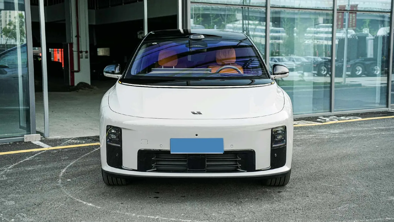 2025 Li i8 BEV,autocango,china used car exporter,china ev exporter,chinese used car exporter,chinese used ev exporter