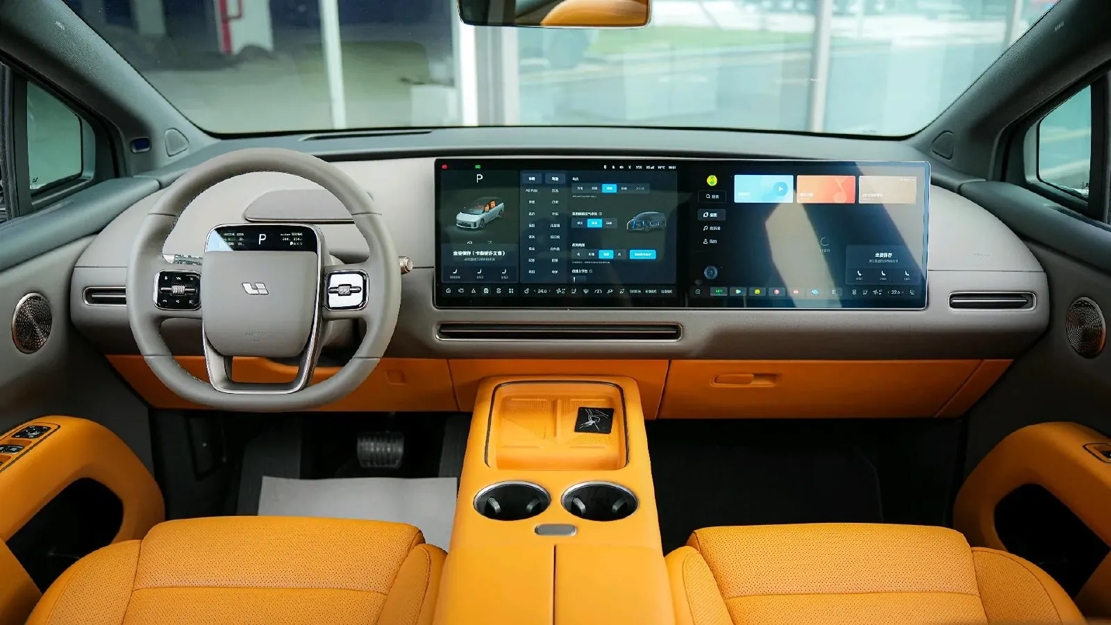 2025 Li i8 BEV,autocango,china used car exporter,china ev exporter,chinese used car exporter,chinese used ev exporter