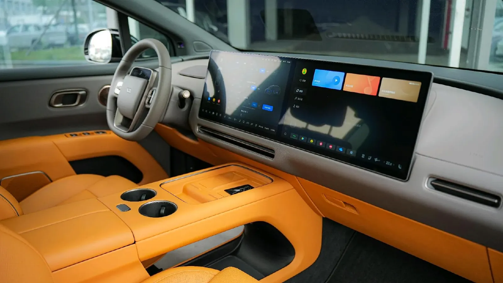 2025 Li i8 BEV,autocango,china used car exporter,china ev exporter,chinese used car exporter,chinese used ev exporter