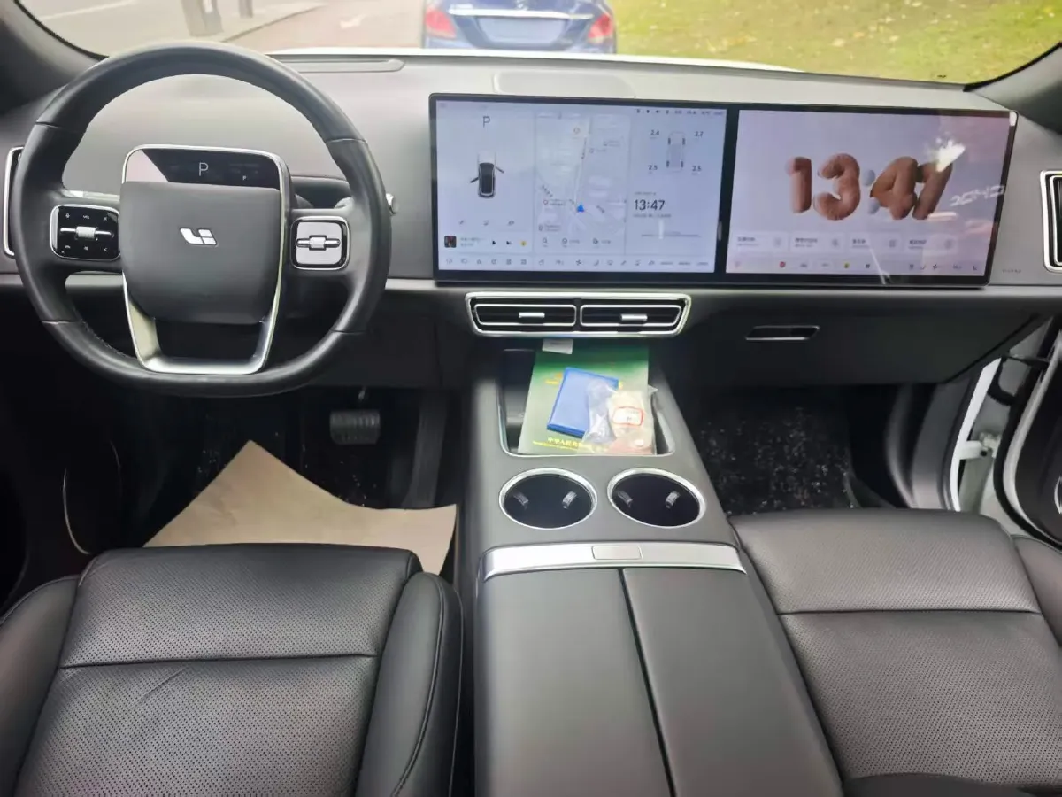 2023 Li L7 Range Extended 154HP REEV 40.9KWH,autocango,china used car exporter,china ev exporter,chinese used car exporter,chinese used ev exporter