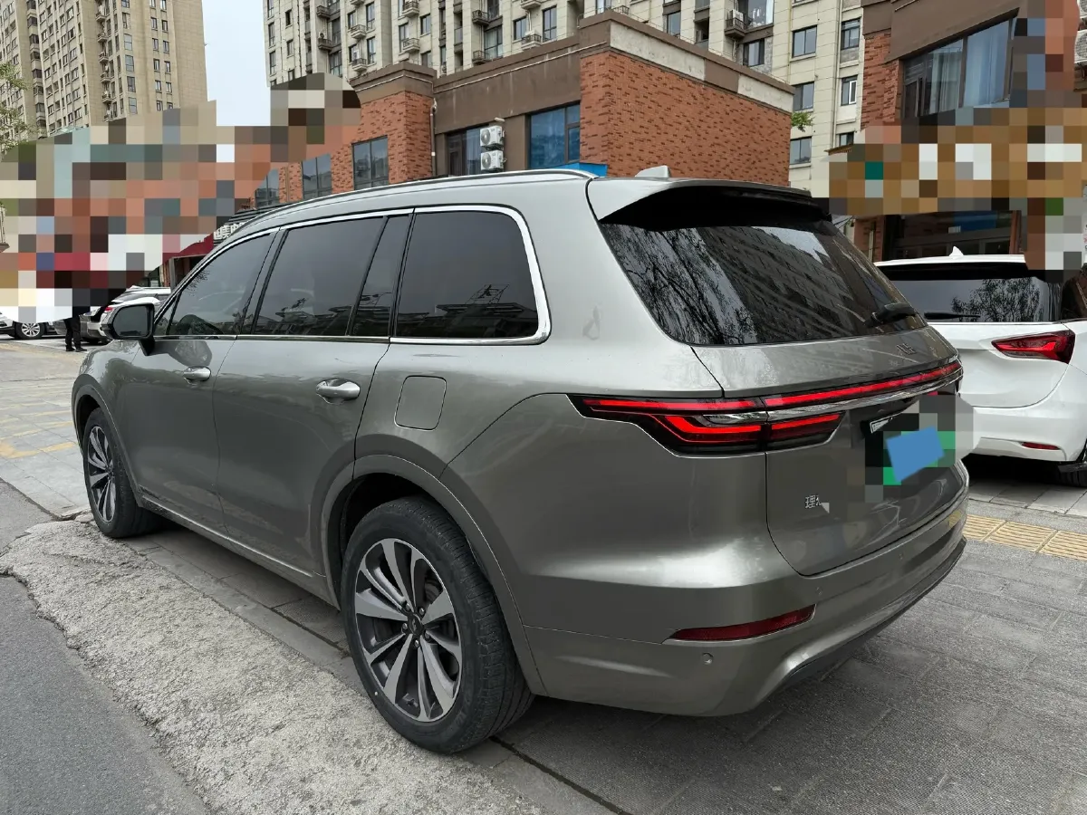 2020 Li ONE Range Extended 131HP REEV 40.5KWH,autocango,china used car exporter,china ev exporter,chinese used car exporter,chinese used ev exporter