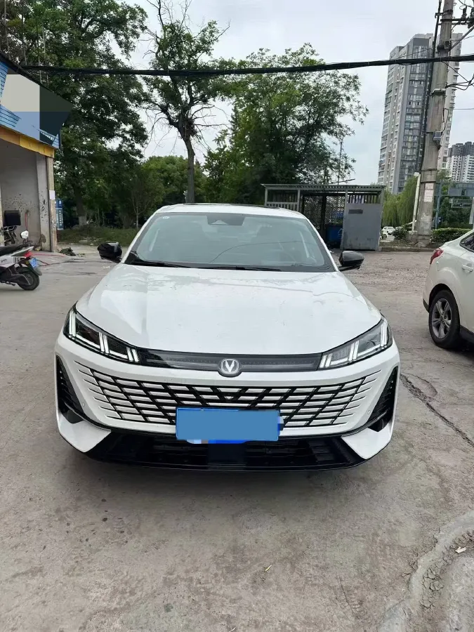 2026 ChangAn Eado 1.5T 192HP L4 7DCT,autocango,china used car exporter,china ev exporter,chinese used car exporter,chinese used ev exporter