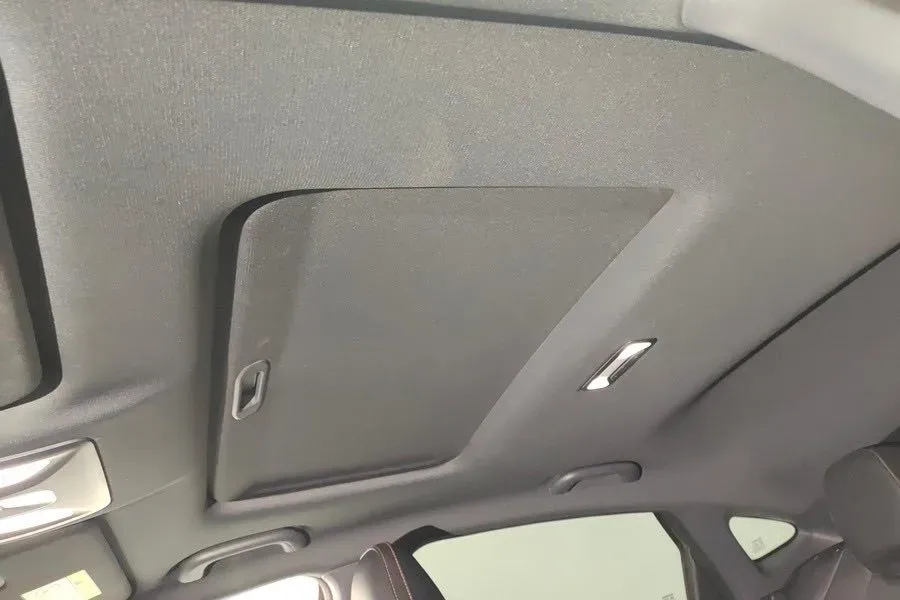 2023 ChangAn UNI-V 1.5T 188HP L4 7DCT,autocango,china used car exporter,china ev exporter,chinese used car exporter,chinese used ev exporter