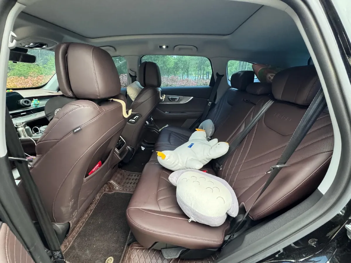 2024 Chery Tiggo 8 PRO 1.6T 197HP L4 7DCT,autocango,china used car exporter,china ev exporter,chinese used car exporter,chinese used ev exporter