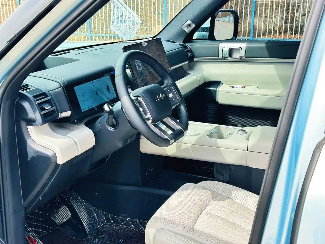 2025 FangChengBao Tai 7 1.5T 156HP L4 E-CVT PHEV,autocango,china used car exporter,china ev exporter,chinese used car exporter,chinese used ev exporter