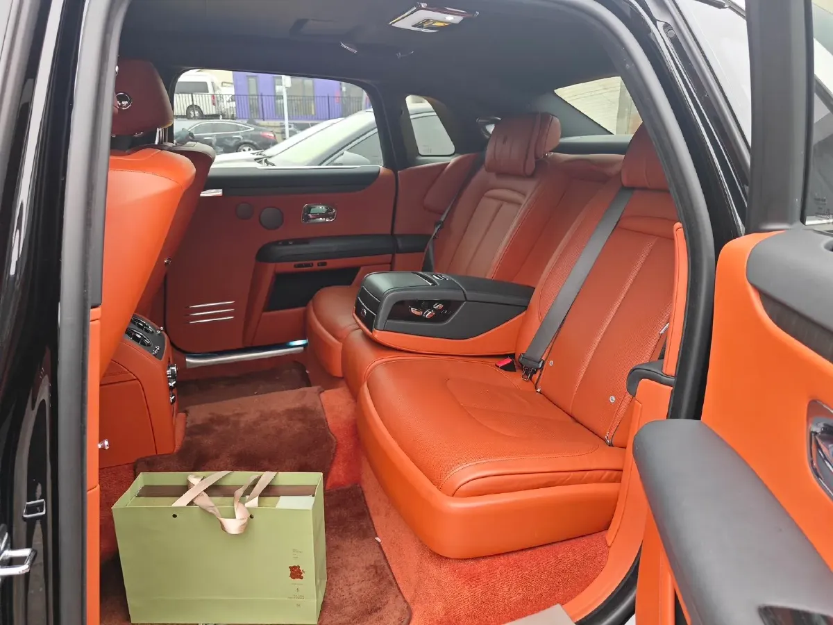 2021 Rolls-Royce Ghost 6.7T 571HP V12 8AT,autocango,china used car exporter,china ev exporter,chinese used car exporter,chinese used ev exporter