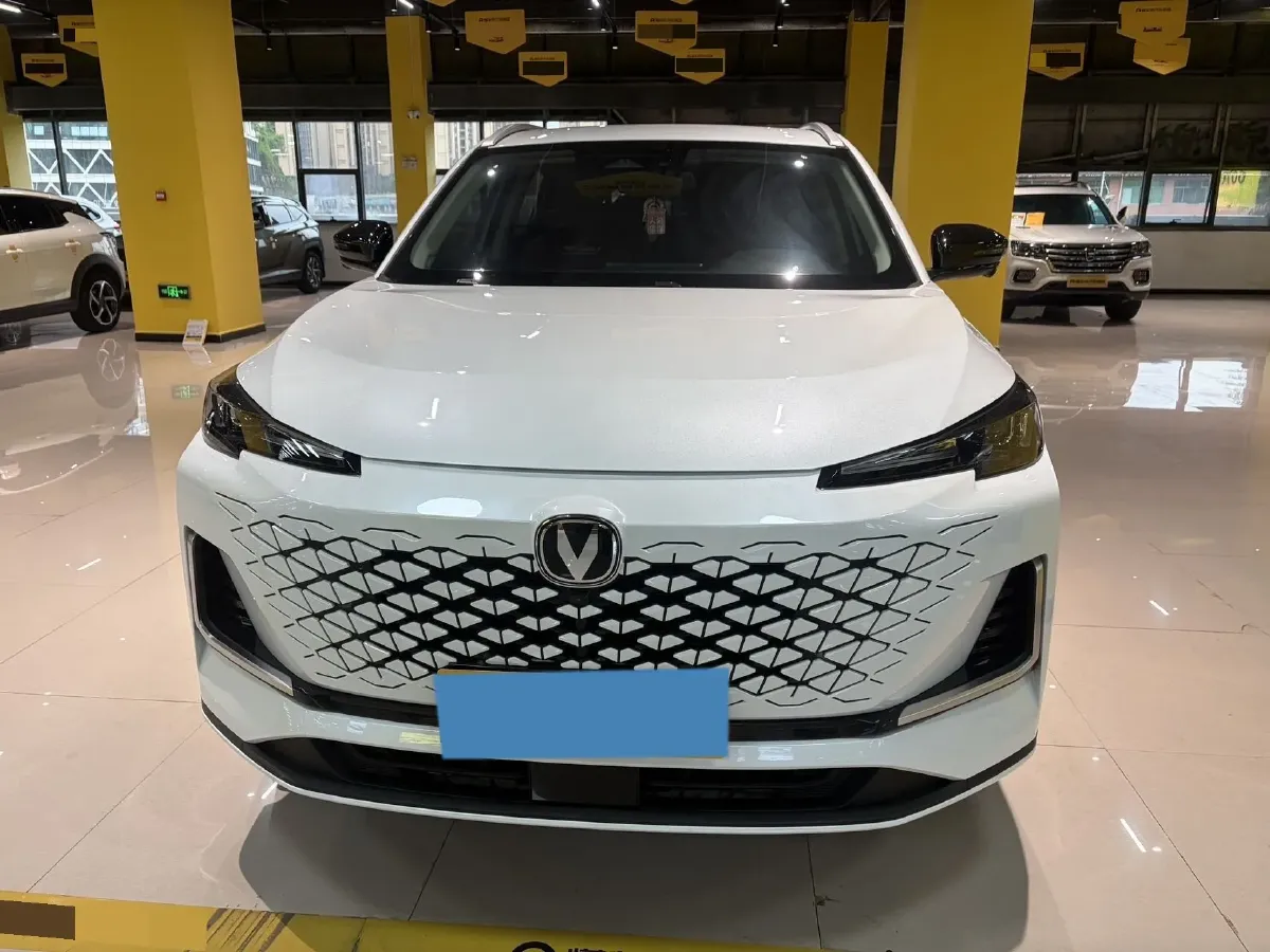 2023 ChangAn CS55 Plus 1.5T 188HP L4 7DCT,autocango,china used car exporter,china ev exporter,chinese used car exporter,chinese used ev exporter
