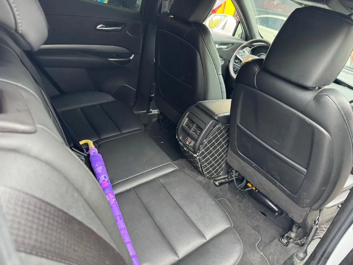 2022 Cadillac XT4 2.0T 237HP L4 9AT,autocango,china used car exporter,china ev exporter,chinese used car exporter,chinese used ev exporter