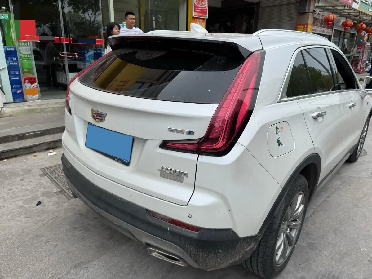2022 Cadillac XT4 2.0T 237HP L4 9AT,autocango,china used car exporter,china ev exporter,chinese used car exporter,chinese used ev exporter