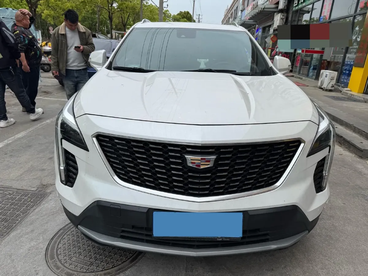2022 Cadillac XT4 2.0T 237HP L4 9AT,autocango,china used car exporter,china ev exporter,chinese used car exporter,chinese used ev exporter