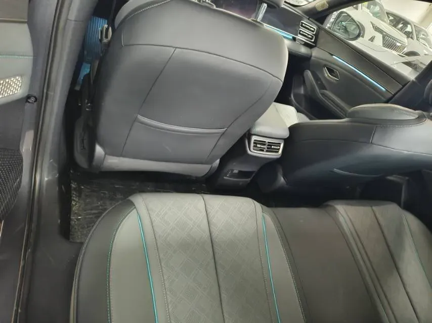 2024 BYD Seal 06 1.5L 101HP L4 E-CVT PHEV 15.87KWH,autocango,china used car exporter,china ev exporter,chinese used car exporter,chinese used ev exporter