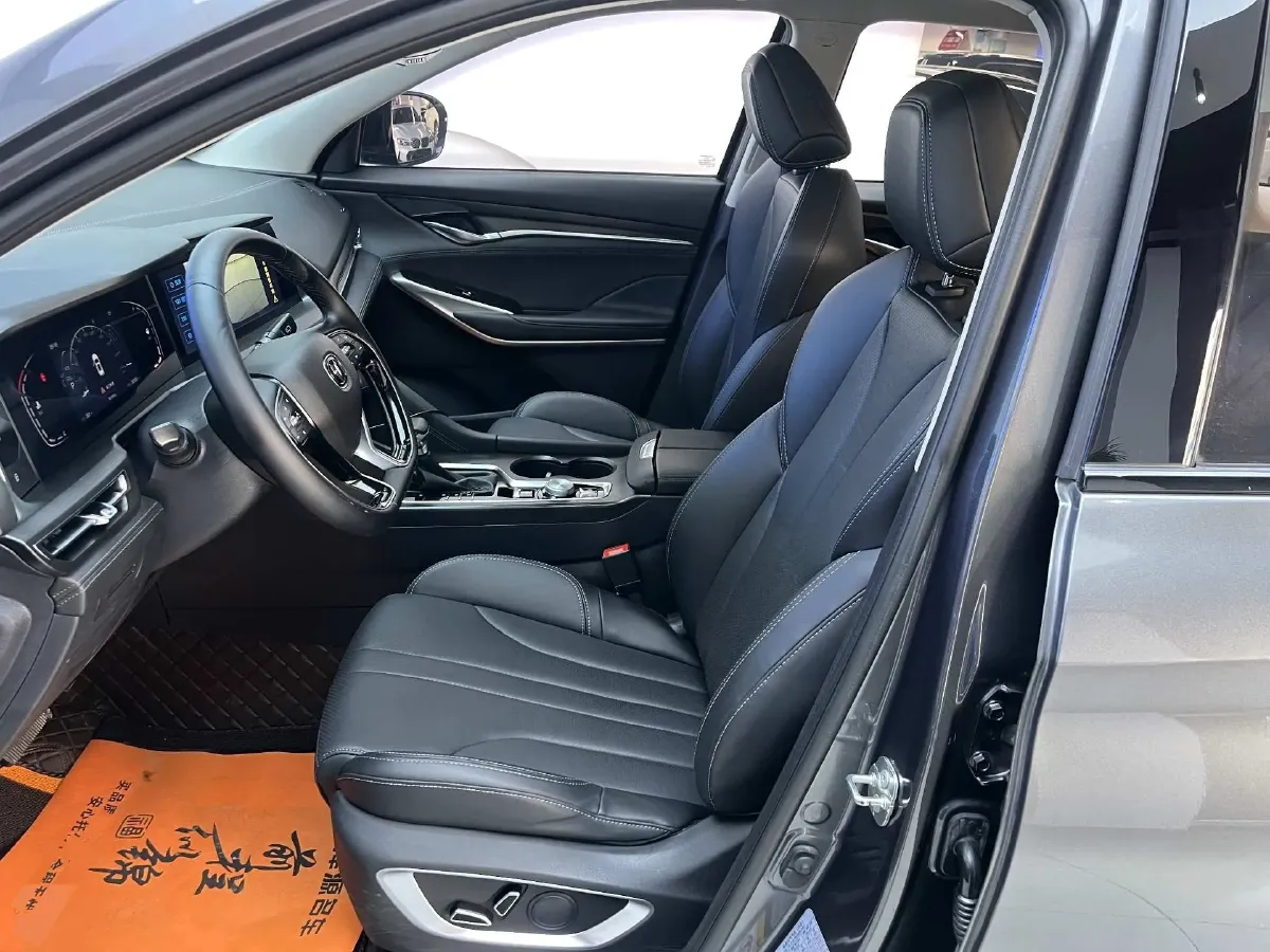 2020 ChangAn CS75 Plus 1.5T 178HP L4 6AT,autocango,china used car exporter,china ev exporter,chinese used car exporter,chinese used ev exporter