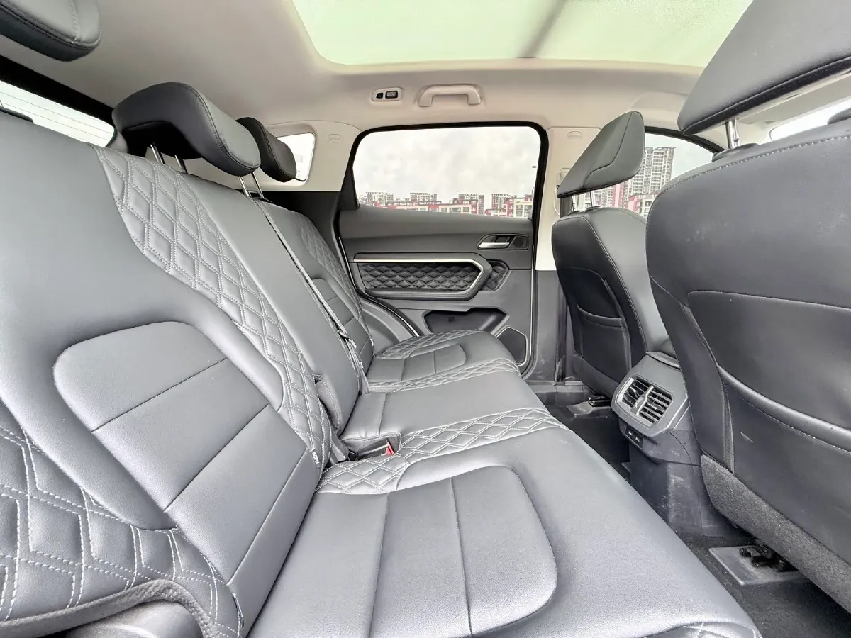 2021 Haval H6 1.5T 150HP L4 7DCT,autocango,china used car exporter,china ev exporter,chinese used car exporter,chinese used ev exporter