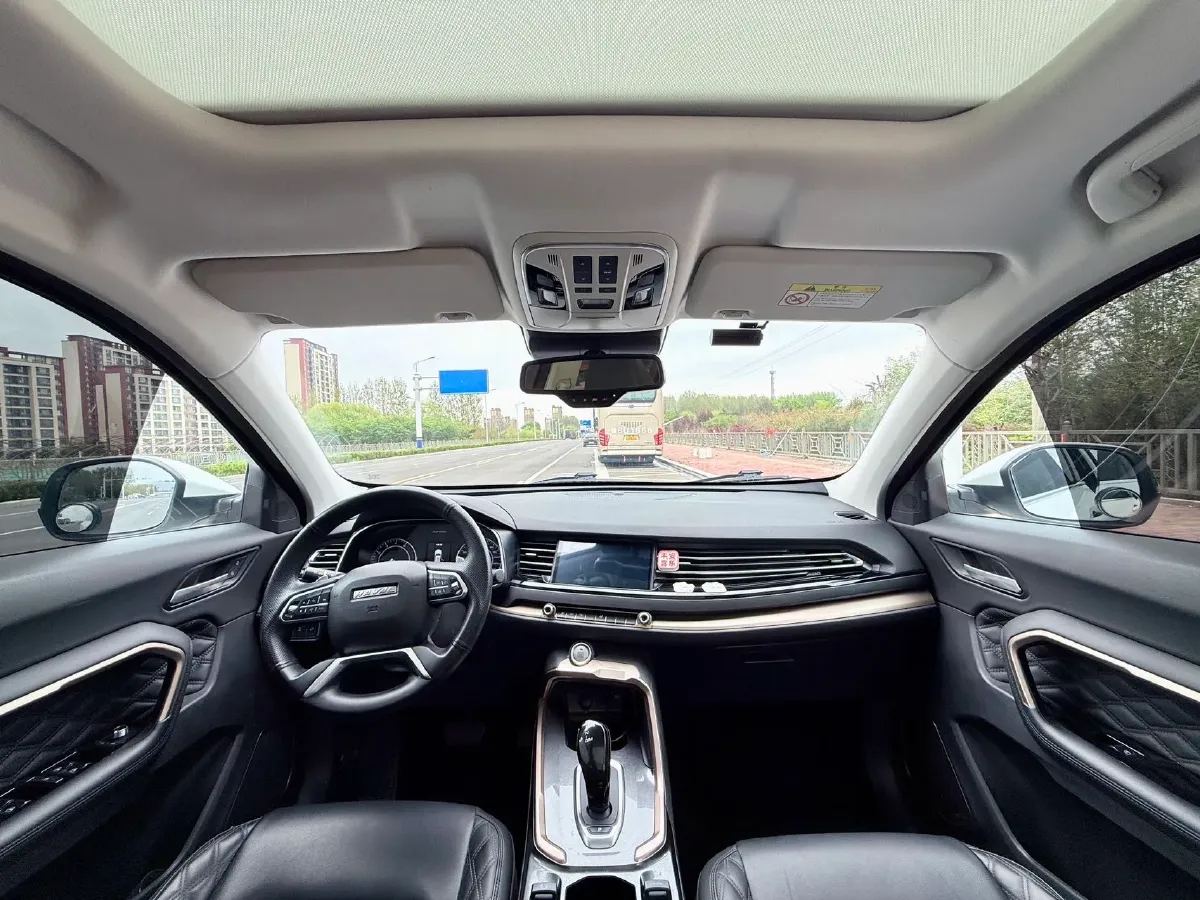 2021 Haval H6 1.5T 150HP L4 7DCT,autocango,china used car exporter,china ev exporter,chinese used car exporter,chinese used ev exporter