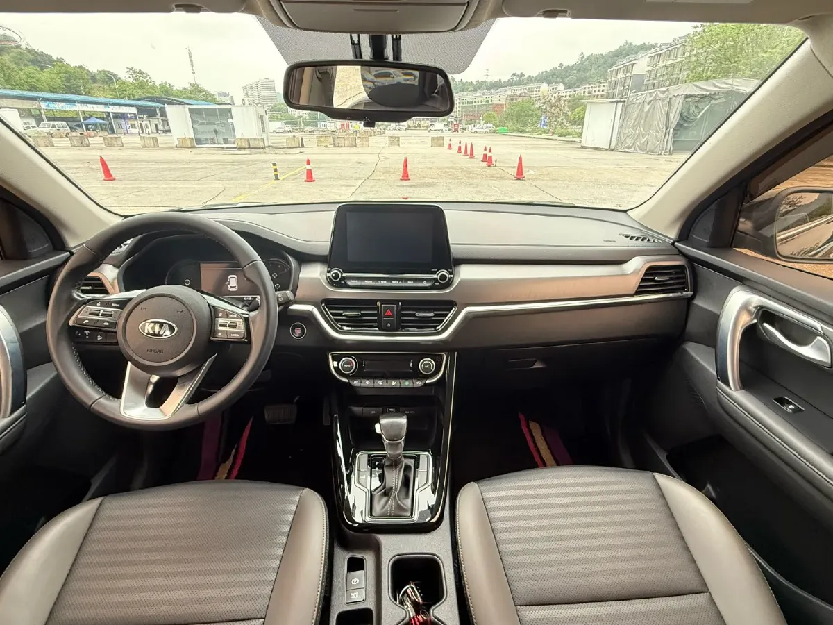 2019 Kia Sportage R 2.0L 160HP L4 6AT,autocango,china used car exporter,china ev exporter,chinese used car exporter,chinese used ev exporter