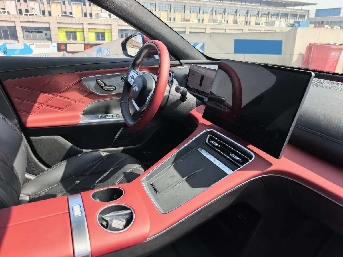 2025 Fulwin FulwinA9L 1.5T 156HP L4 1DHT PHEV,autocango,china used car exporter,china ev exporter,chinese used car exporter,chinese used ev exporter